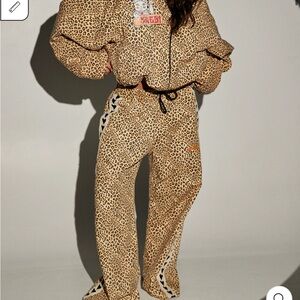 Sabbi leopard pants size L-sold out online
